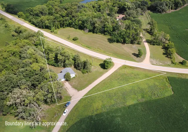 2nd image of 2134 County Road 1 Nw, Evansville, MN 56326 | MLS# 7122750