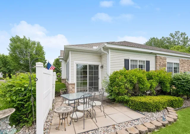 3rd image of 2013 Stahlke Wy, Chaska, MN 55318 | MLS# 7122757