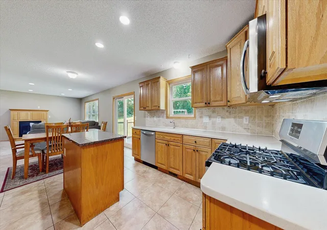Photo 3 of Sale Pending at 15430 Yakima St Nw, Anoka, MN 55303 | MLS# 7122783 | Listing updated on 2026-09-01