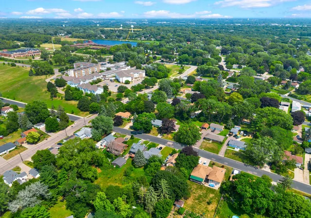 2nd image of 4343 Mcleod St Ne, Minneapolis, MN 55421 | MLS# 7122793