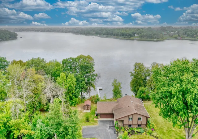 Photo 1 of Single family home for sale at 25253 W Comfort Dr, Forest Lake, MN 55025 | MLS# 7122795 | Listing updated on 2026-09-17