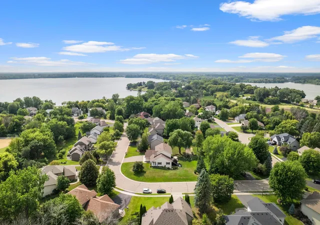 Photo 3 of Sale Pending at 1669 Lakeland Cir, Hugo, MN 55038 | MLS# 7122799 | Listing updated on 2026-09-01