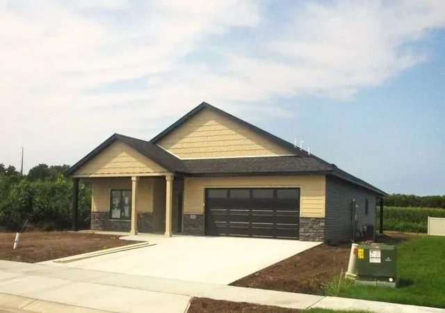 Single family home for sale at 1804 Sunny Pl SE, Pine Island, MN 55963 | MLS# 7122808