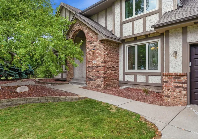 5th image of 1467 Kings Crst, Saint Paul, MN 55122 | MLS# 7122812