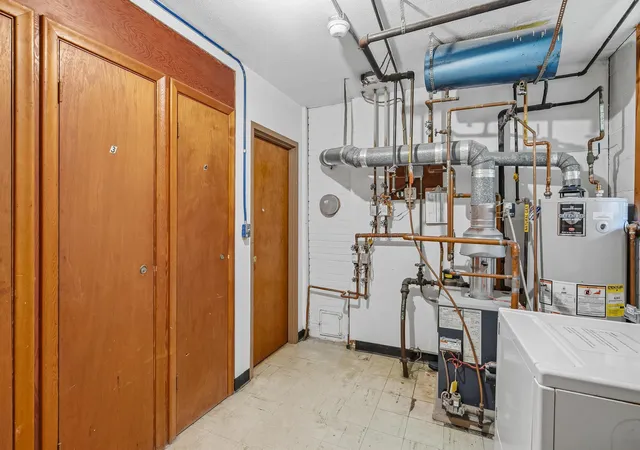 Listing Photo 2 - Condo for sale in building located at 1635 Dayton Ave, Saint Paul, MN 55104 - Unit #