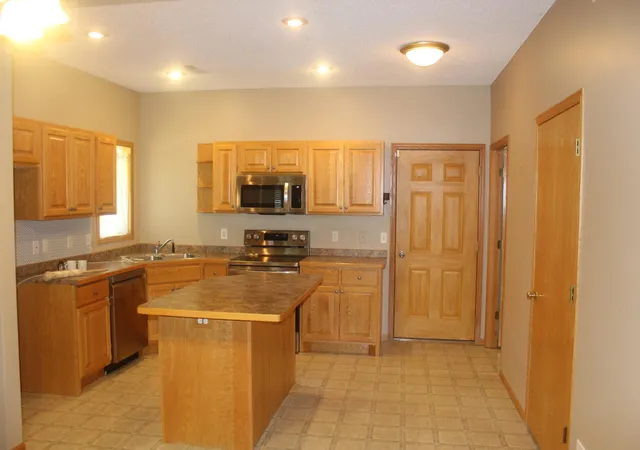Photo 3 of Single family home for sale at 11735 Spruce Dr, Monticello, MN 55362 | MLS# 7122846 | Listing updated on 2026-09-08