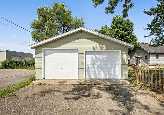 Photo 4 of Sale Pending at 101 18th Avenue N, Saint Cloud, MN 56303 | MLS# 7122849 | Listing updated on 2026-08-24