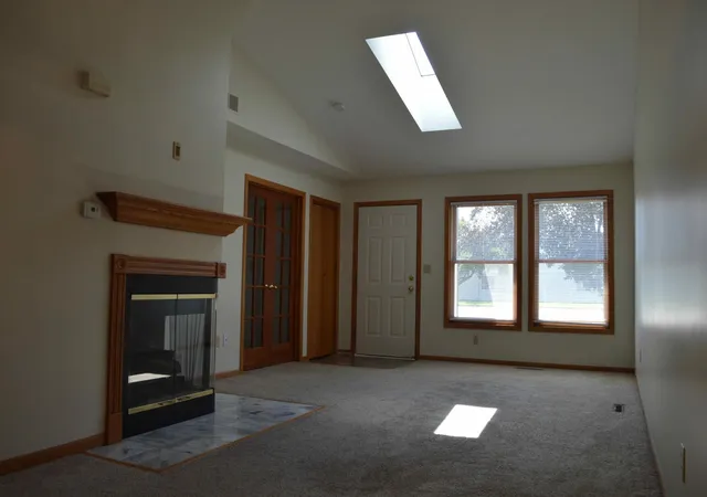 Photo 3 of Single family home for sale at 2211 Valleyhigh Dr Nw, Rochester, MN 55901 | MLS# 7122863 | Listing updated on 2026-08-31