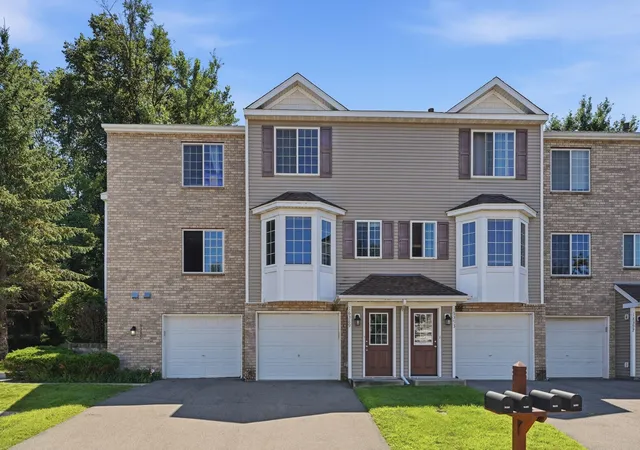 Photo 1 of Single family home for sale at 16389 Timber Crst Dr Se, Prior Lake, MN 55372 | MLS# 7122882 | Listing updated on 2026-09-17