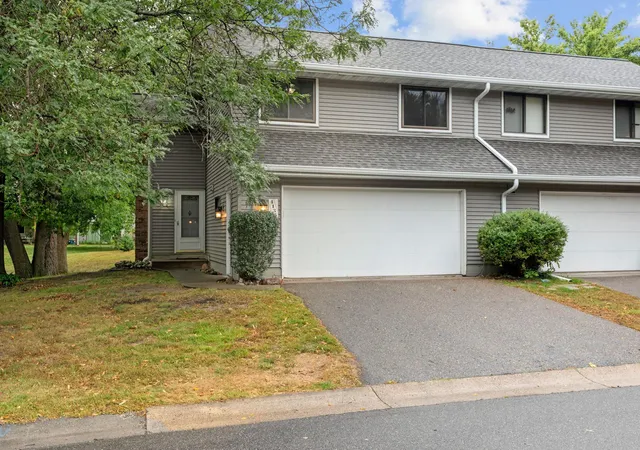 Photo 2 of Single family home for sale at 4135 Shirlee Ln S, Saint Paul, MN 55126 | MLS# 7122883 | Listing updated on 2026-09-19