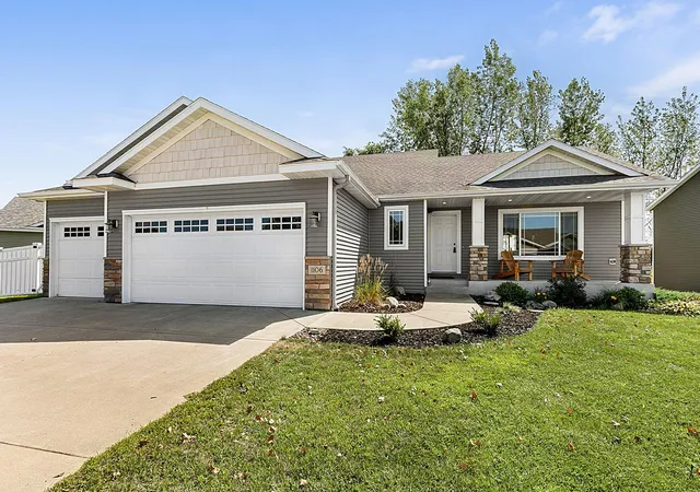 1st image of 1106 17th St S, Sartell, MN 56377 | MLS# 7122885