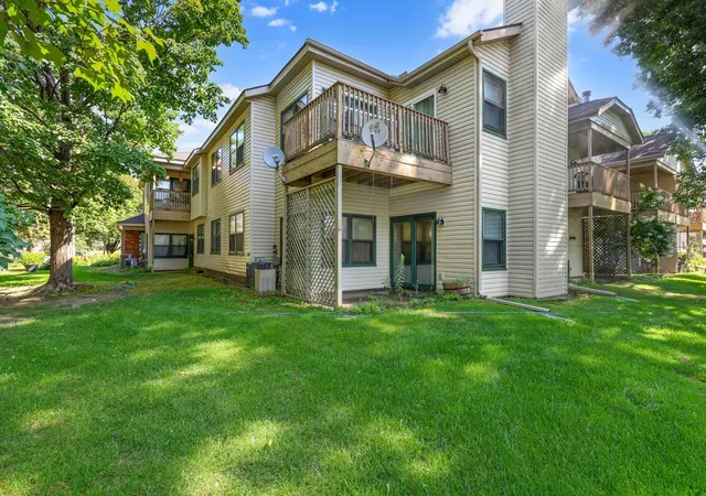 4th image of 990 Kensington Trl #107, Eagan, MN 55123 | MLS# 7122893