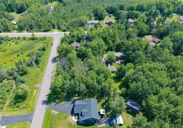 2nd image of 53xa Truman Dr, Duluth, MN 55811 | MLS# 7122944