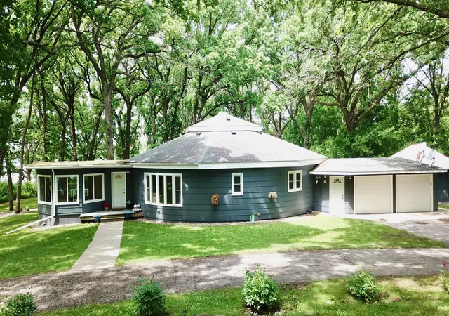 1st image of 19093 610th Ave, Litchfield, MN 55355 | MLS# 7122958