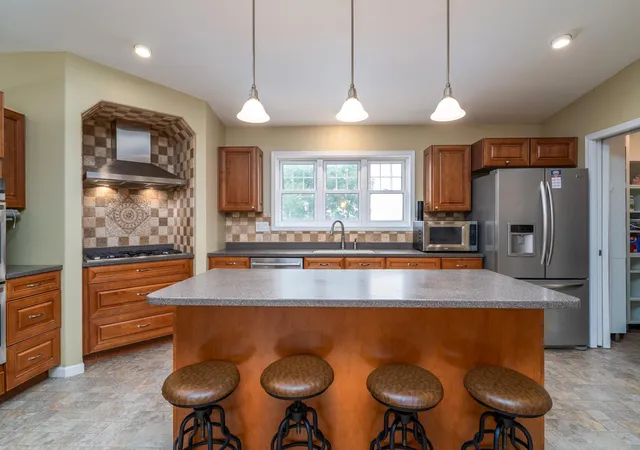 Photo 2 of Single family home for sale at 529 Cedar Ln, Crookston, MN 56716 | MLS# 7122965 | Listing updated on 2026-10-19