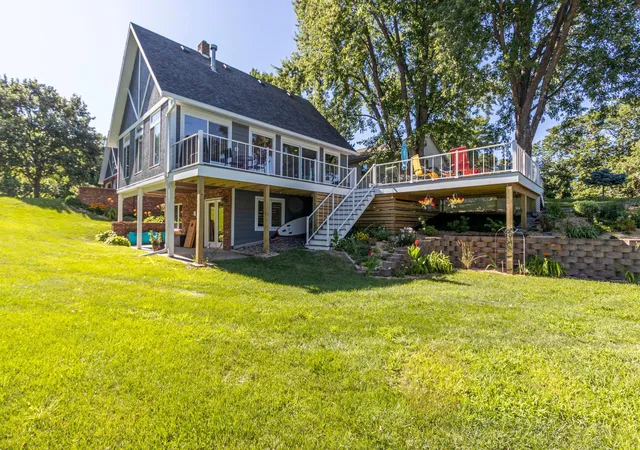 Photo 3 of Sale Pending at 1301 Geneva Dr, Alexandria, MN 56308 | MLS# 7122992 | Listing updated on 2026-09-28
