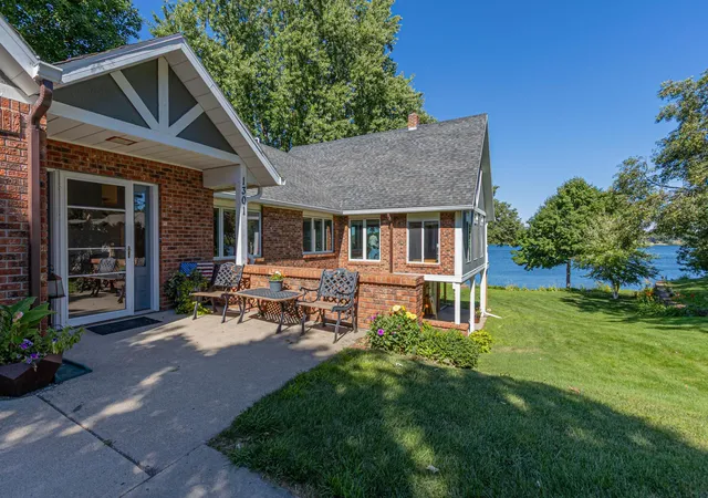 Photo 4 of Sale Pending at 1301 Geneva Dr, Alexandria, MN 56308 | MLS# 7122992 | Listing updated on 2026-09-28