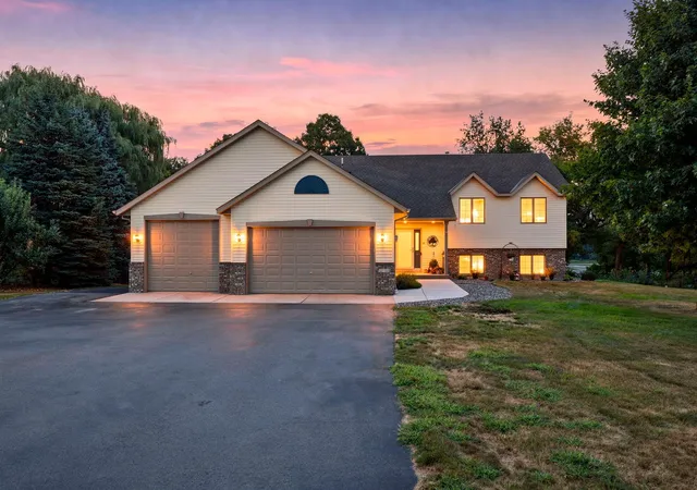 1st image of 27321 Isle Dr, Chisago City, MN 55013 | MLS# 7123021