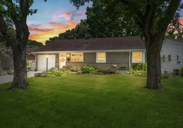 1st image of 3341 Decatur Ln, Minneapolis, MN 55426 | MLS# 7123024