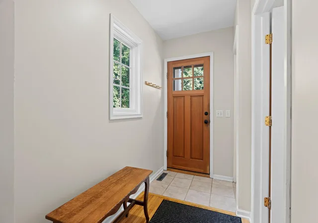 Photo 4 of Single family home for sale at 3213 County Rd 101 S, Wayzata, MN 55391 | MLS# 7123033 | Listing updated on 2026-10-01