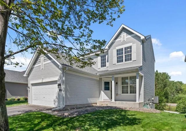 2nd image of 211 Pine Hollow Dr, Circle Pines, MN 55014 | MLS# 7123047