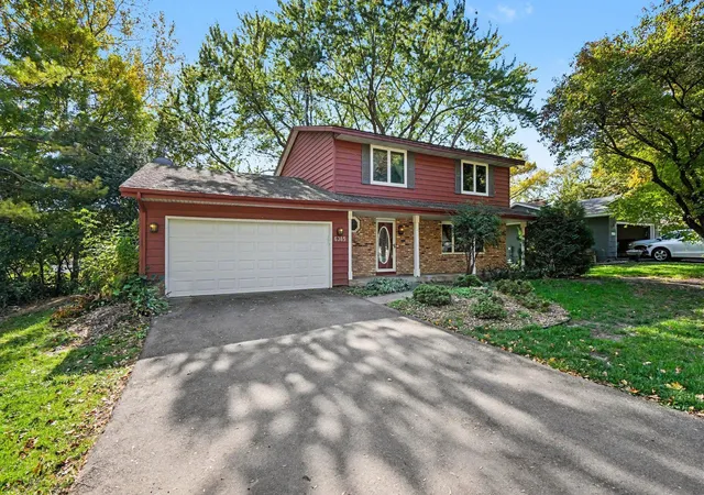 Photo 1 of Single family home for sale at 6385 Acorn Rd, Mound, MN 55364 | MLS# 7123049 | Listing updated on 2026-10-09