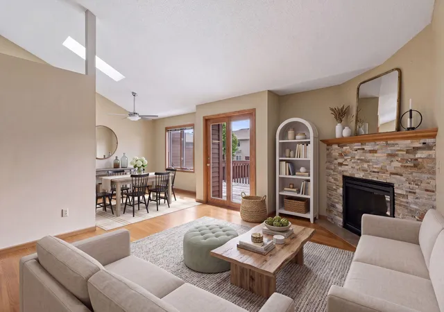 Photo 4 of Single family home for sale at 12526 Parkwood Dr, Burnsville, MN 55337 | MLS# 7123056 | Listing updated on 2026-10-11