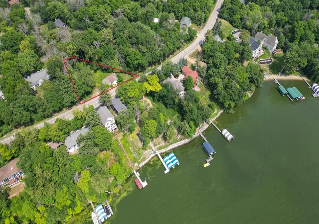 Photo 1 of Sale Pending at 4736 N Shore Dr, Mound, MN 55364 | MLS# 7123079 | Listing updated on 2026-10-08