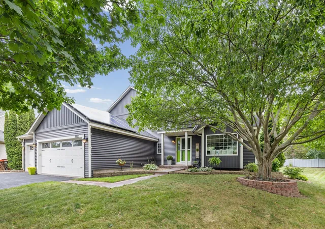Photo 3 of Sale Pending at 8555 Jorgensen Bay S, Cottage Grove, MN 55016 | MLS# 7123081 | Listing updated on 2026-08-20