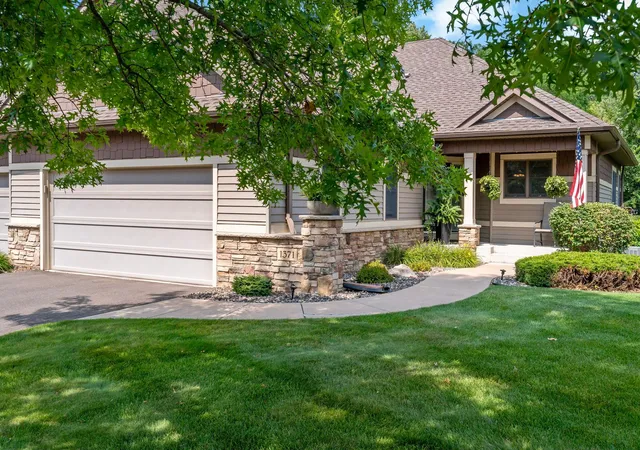Photo 2 of Townhouse for sale at 1371 Holly Ave N, Saint Paul, MN 55128 | MLS# 7123095 | Listing updated on 2026-09-20