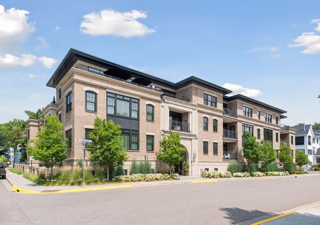 Photo 1 of Sale Pending at 240 Minnetonka Ave S #304, Wayzata, MN 55391 | MLS# 7123099 | Listing updated on 2026-08-31