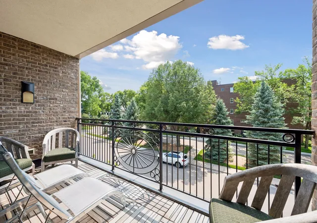 Photo 23 of Sale Pending at 240 Minnetonka Ave S #304, Wayzata, MN 55391 | MLS# 7123099 | Listing updated on 2026-08-31