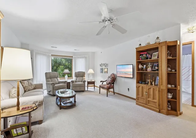 Listing Photo 5 - Condo for sale in building located at 32 11th Ave S, Hopkins, MN 55343 - Unit #202