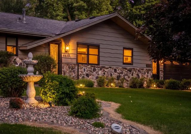 2nd image of 6835 Rosemary Rd, Eden Prairie, MN 55346 | MLS# 7123121