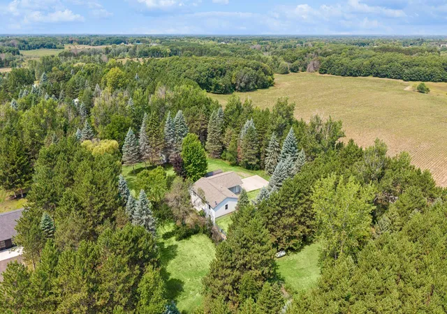 2nd image of 10423 281st Ave Nw, Zimmerman, MN 55398 | MLS# 7123124