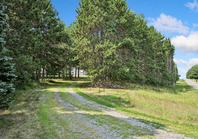 3rd image of 10423 281St Ave Nw, Zimmerman, MN 55398 | MLS# 7123124