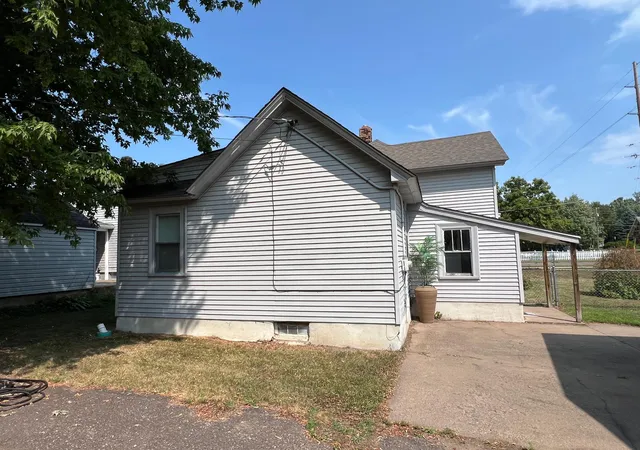 Photo 3 of Single family home for sale at 200 1st Avenue SE, Pine City, MN 55063 | MLS# 7123138 | Listing updated on 2026-10-07