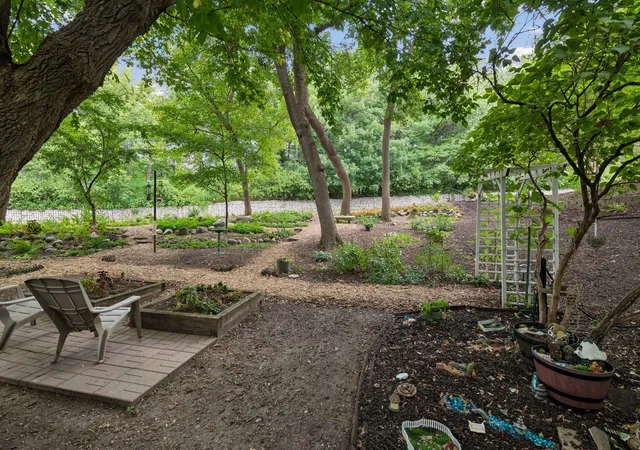 41st image of 4908 Malibu Dr, Minneapolis, MN 55436 | MLS# 7123141