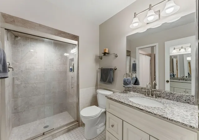 Photo 4 of Sale Pending at 6435 Vernon Ave S, Minneapolis, MN 55436 | MLS# 7123142 | Listing updated on 2026-08-20
