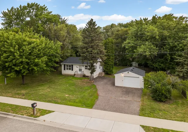 1st image of 1935 55th St E, Inver Grove Heights, MN 55077 | MLS# 7123145