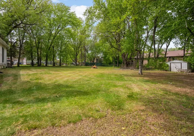 2nd image of 1935 55th St E, Inver Grove Heights, MN 55077 | MLS# 7123145