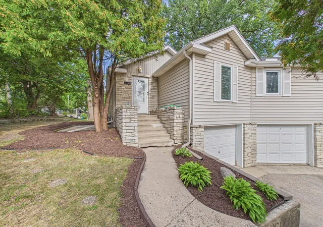 Photo 1 of Single family home for sale at 2149 Cardinal Ln, Mound, MN 55364 | MLS# 7123148 | Listing updated on 2026-09-12