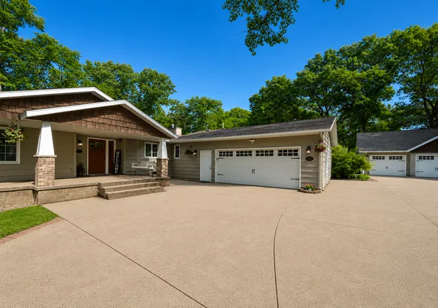Photo 1 of Single family home for sale at 801 8th Avenue Ne, Little Falls, MN 56345 | MLS# 7123157 | Listing updated on 2026-09-02