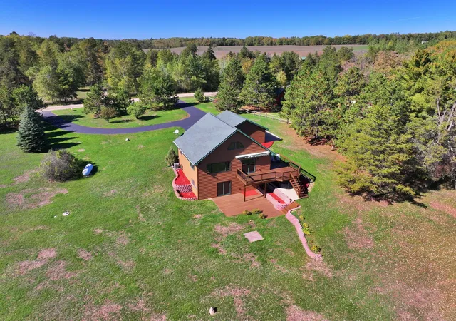 Photo 3 of Single family home for sale at 21264 Fair Oaks Dr, Nevis, MN 56467 | MLS# 7123159 | Listing updated on 2026-10-05