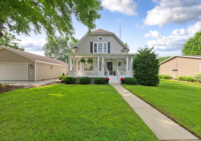 Photo 1 of Single family home for sale at 308 1st Street Nw, New Richland, MN 56072 | MLS# 7123169 | Listing updated on 2026-10-23