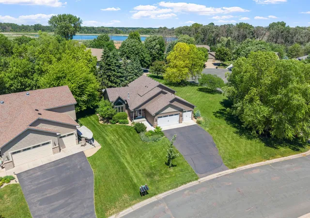 4th image of 1173 Ruffed Grouse Ct, Circle Pines, MN 55014 | MLS# 7123175