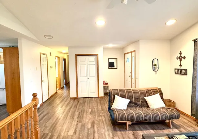 Photo 3 of Single family home for sale at 407 Oak Crst Blvd, Roseau, MN 56751 | MLS# 7123179 | Listing updated on 2026-09-21