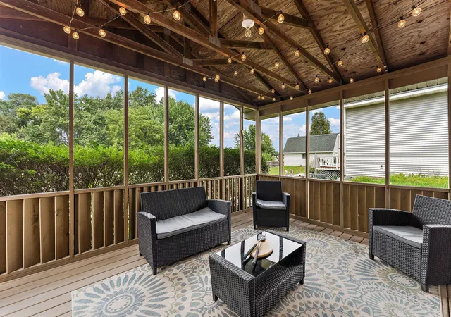 Photo 2 of Single family home for sale at 15659 Highview Ln, Saint Paul, MN 55124 | MLS# 7123206 | Listing updated on 2026-08-25