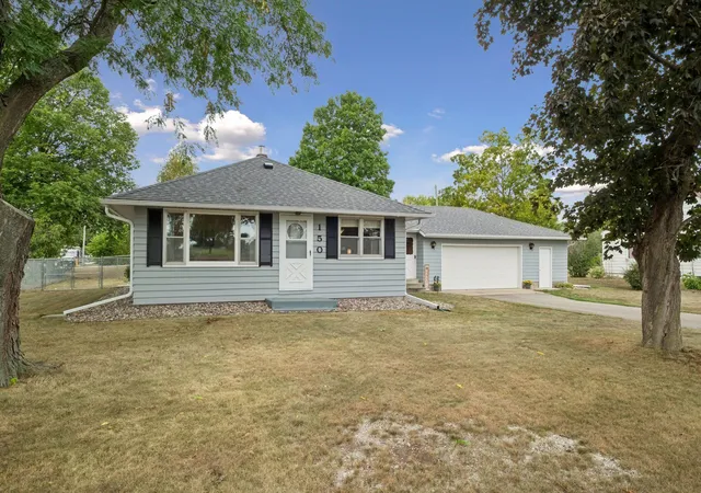Photo 2 of Sale Pending at 150 Johnson Ave, Red Wing, MN 55066 | MLS# 7123207 | Listing updated on 2026-09-06