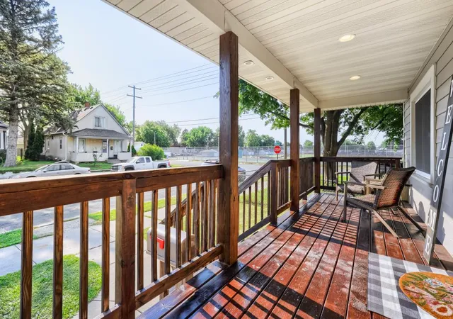 Photo 3 of Sale Pending at 454 4th Avenue S, South Saint Paul, MN 55075 | MLS# 7123231 | Listing updated on 2026-08-17
